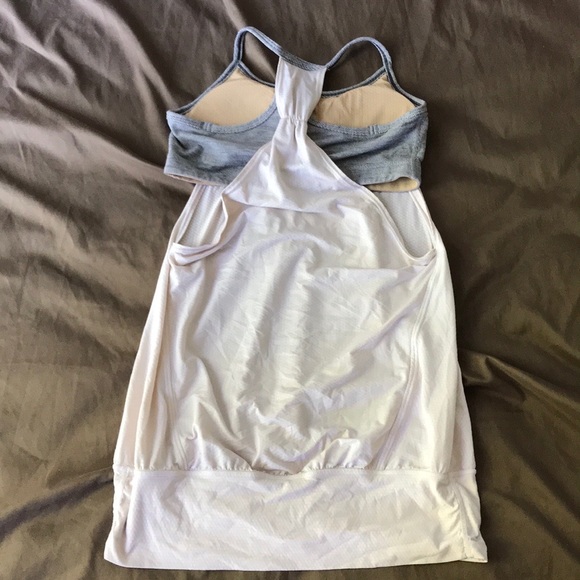 Lululemon Yoga/workout tank top - Picture 2 of 3